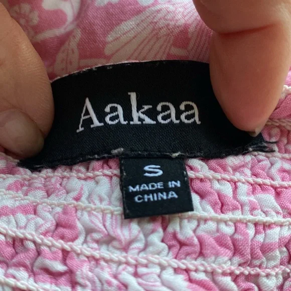 Aakaa beautiful pink floral flowy maxi sundress from high end boutique - Picture 9 of 15